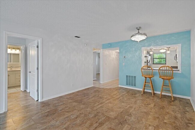 Building Photo - 1749 S Highland Ave