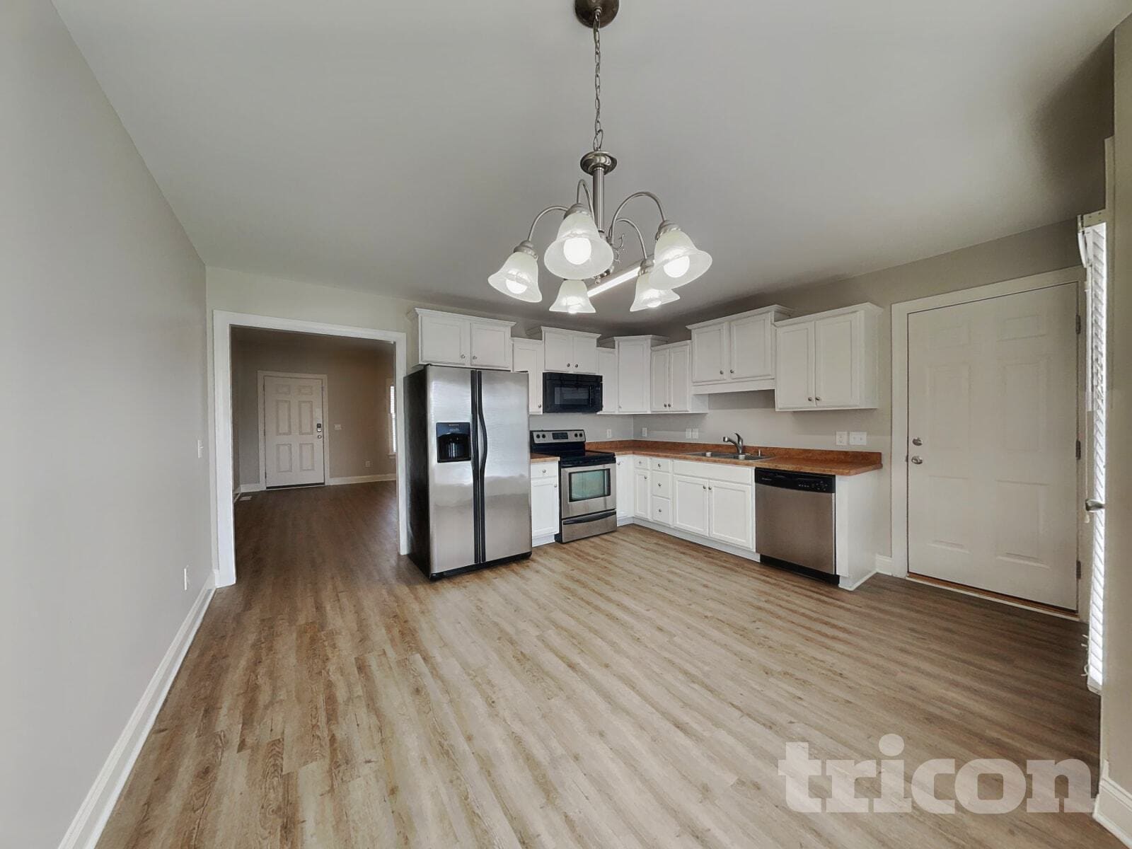 Building Photo - 224 Melanie Ln