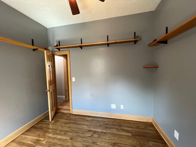 Building Photo - Corner-Lot Bungalow Close to Old Town Fort Collins!