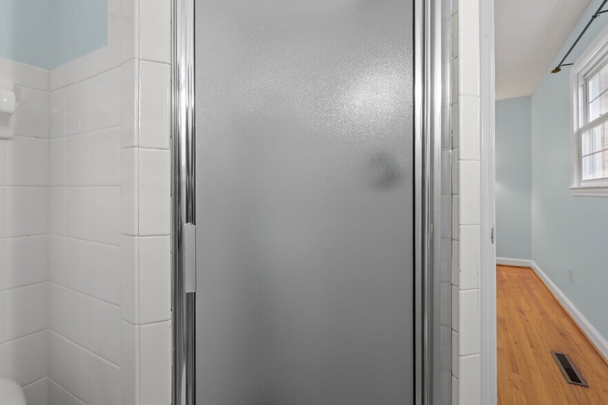 Building Photo - 1055 Inverness Rd