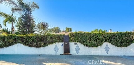 Building Photo - 6119 Tampa Ave