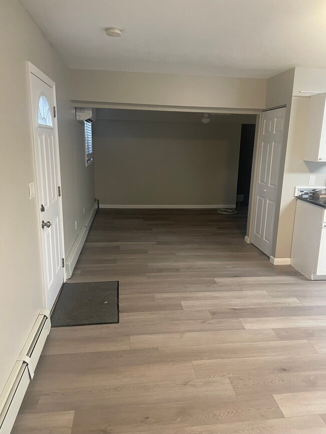 Living area - 47 Pearl St