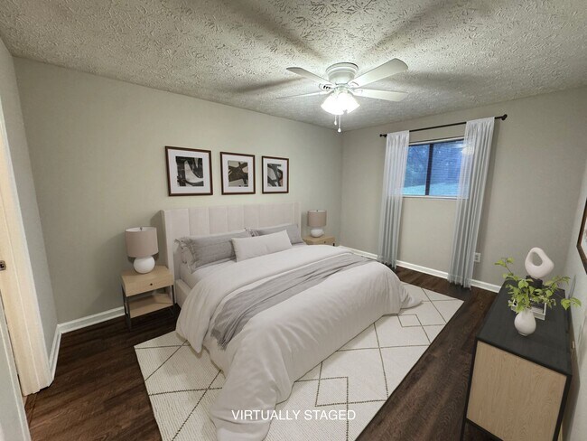 Building Photo - 158 VFW Dr