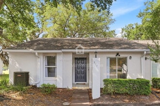 Building Photo - 917 Pebble Creek Cir