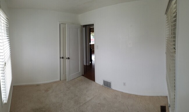 Building Photo - Beautiful Orem Home - Great Location