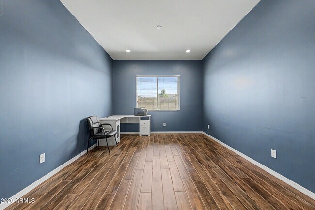 Building Photo - 5116 N 185th Ave