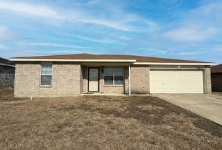 Building Photo - 4307 Janelle Dr