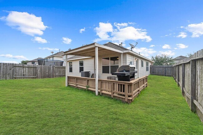 Building Photo - 17219 Osprey Landing Dr