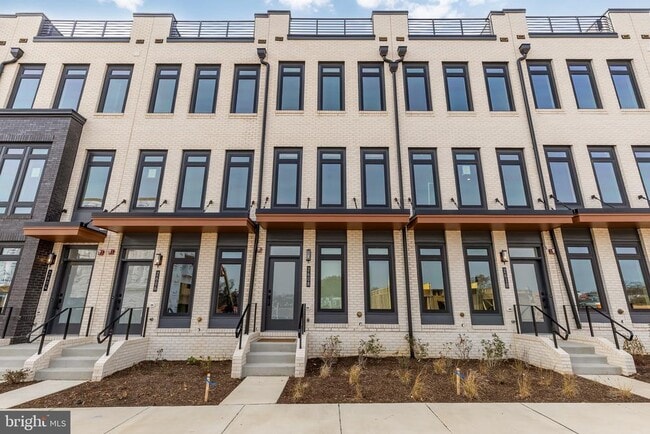 Building Photo - 2608 Olmsted Ct NW