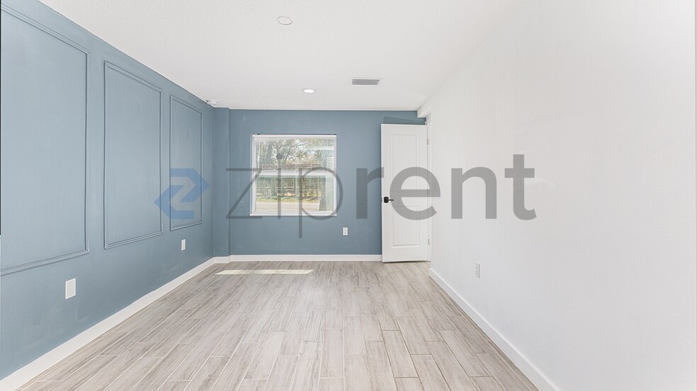 Building Photo - 4051 Close Ct