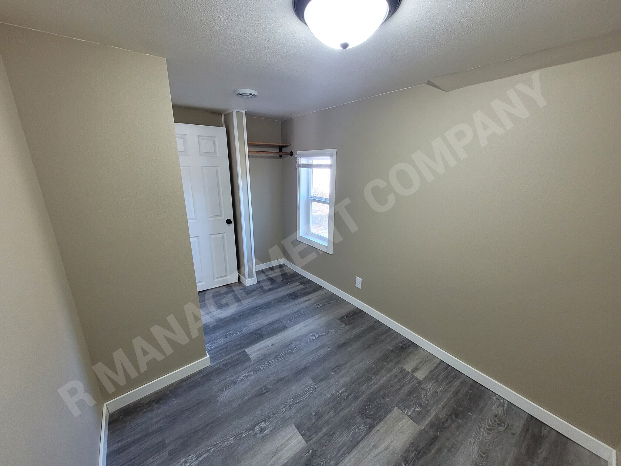 Building Photo - 4009 N 6th St