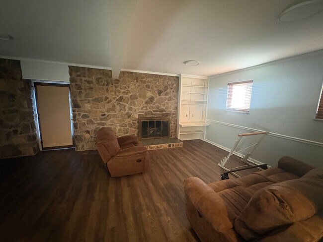 Building Photo - Cozy West Knoxville 3BR/1.5BA Home