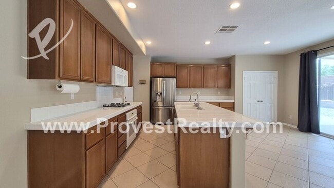 Building Photo - 13287 Hollister St