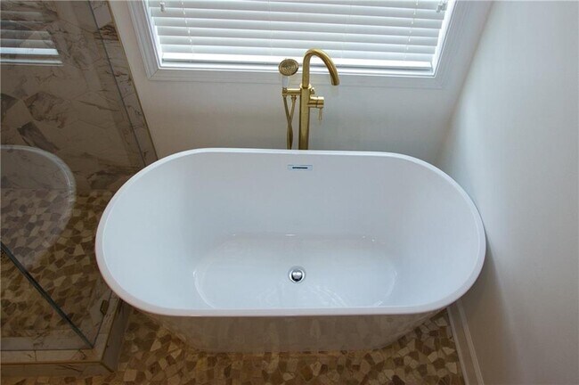 Building Photo - 1481 Beckley Pointe