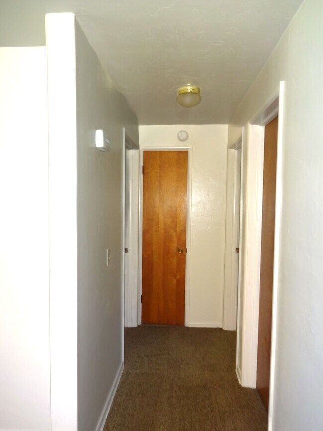 Building Photo - 655Mayfair - FH