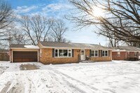 Building Photo - 1808 Mc Donald Dr