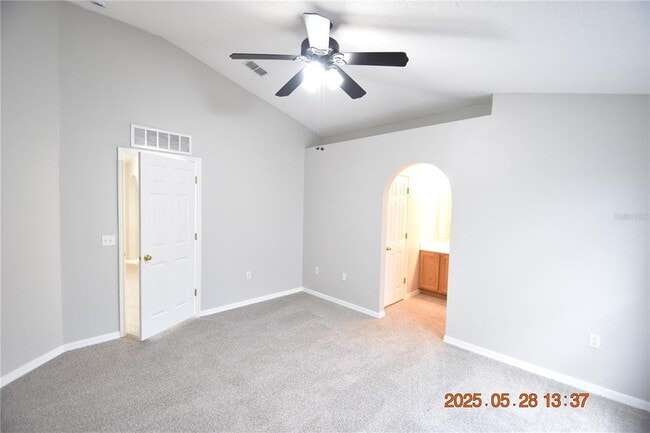 Building Photo - 30634 Birdhouse Dr