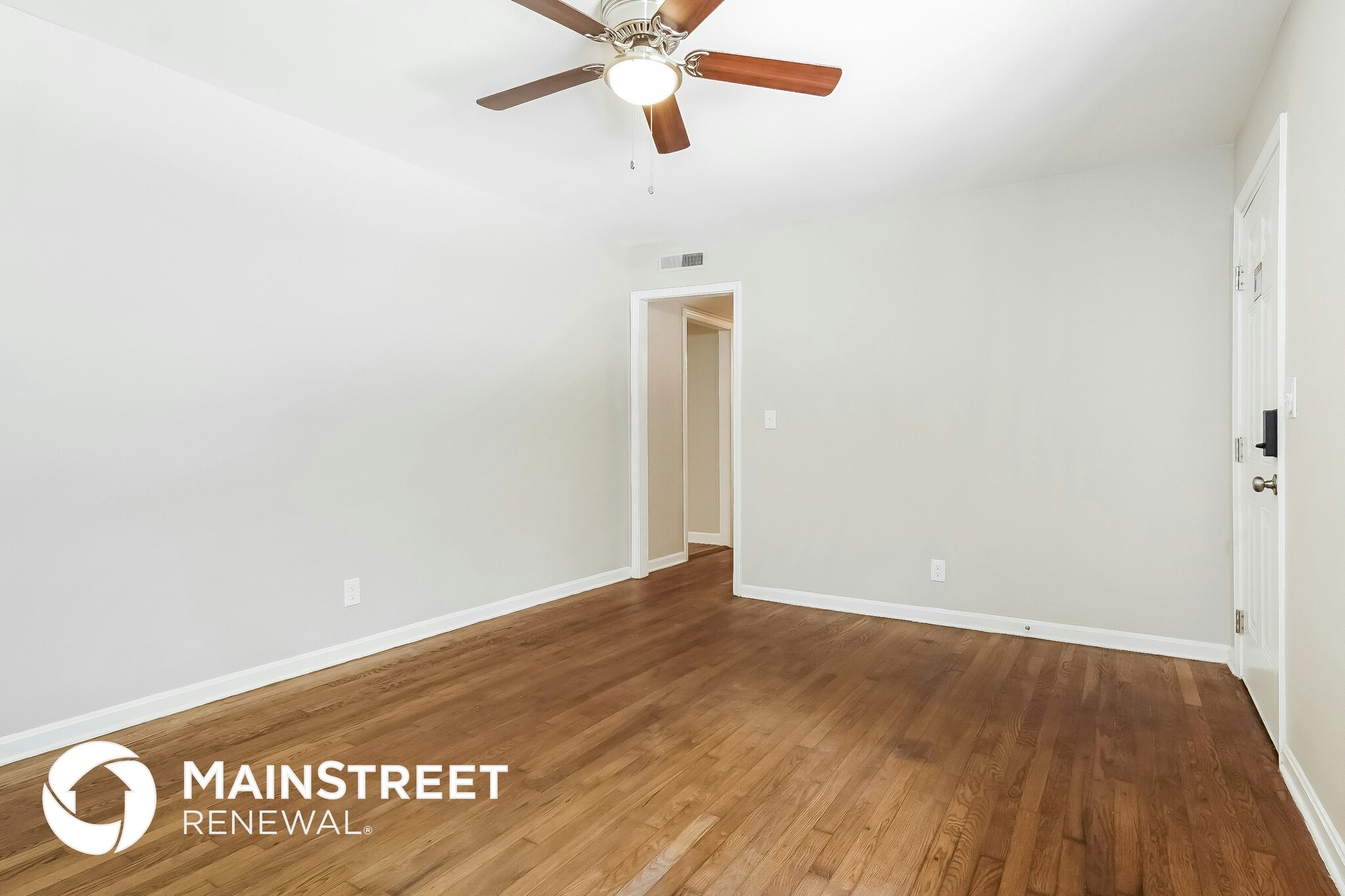 Building Photo - 690 Brooksdale Dr