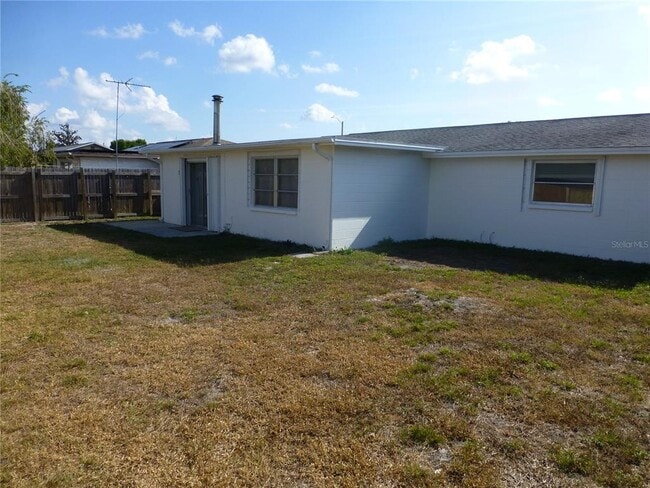 Building Photo - 6815 Alta Vista St