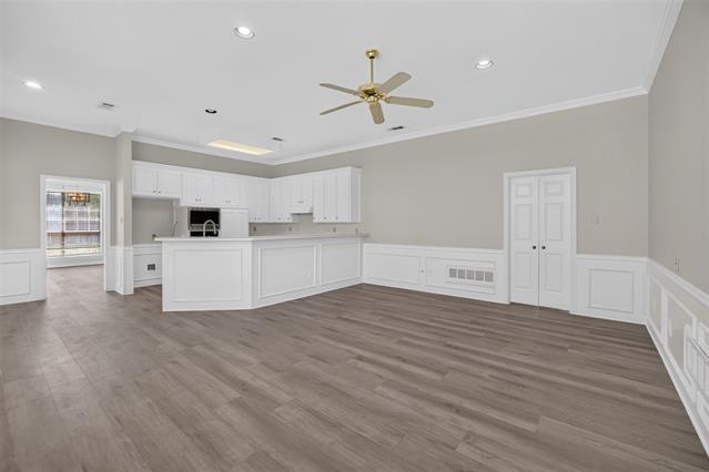 Building Photo - 1037 McCoy Dr