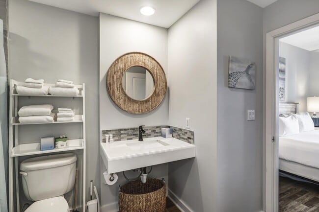 Building Photo - 5000 S Sandestin Blvd