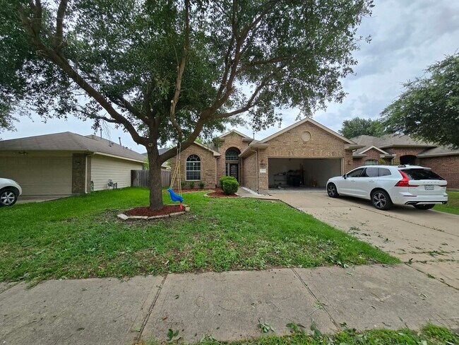 Building Photo - 20126 Breezy Oak Ct