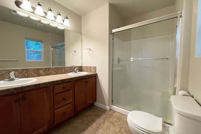 Building Photo - Lovely Concordia Home with Washer/Dryer, A...