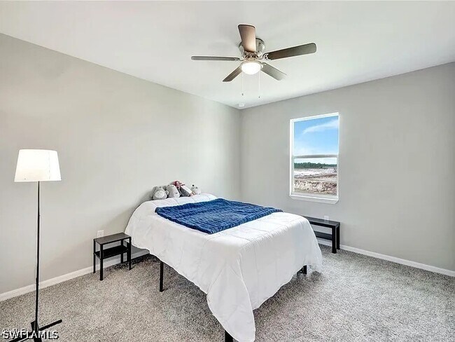 Building Photo - 43837 Cattleman Dr