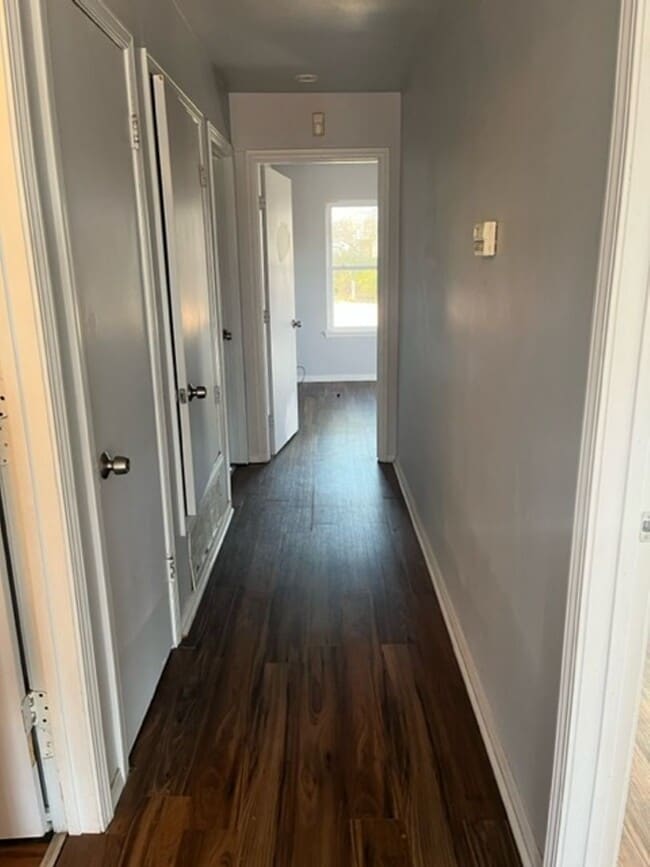 Building Photo - Three Bedroom/One Bath Home