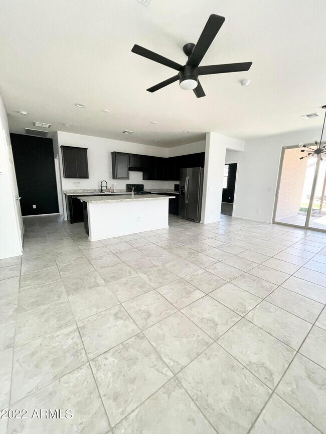 Building Photo - 18582 W Carlota Ln