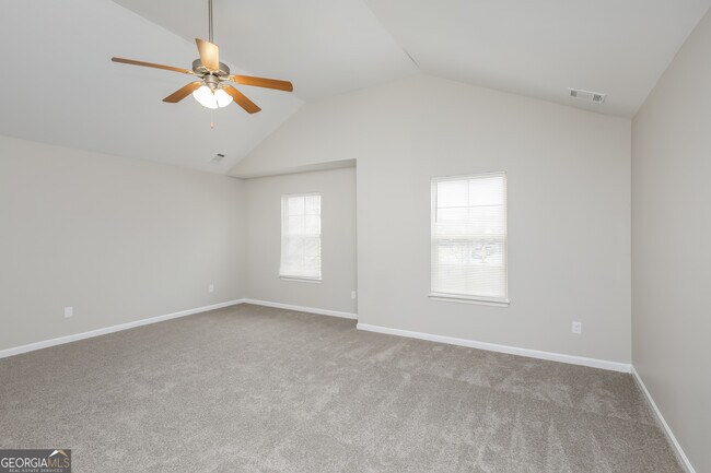 Building Photo - 842 Whitfield Oak Way NE