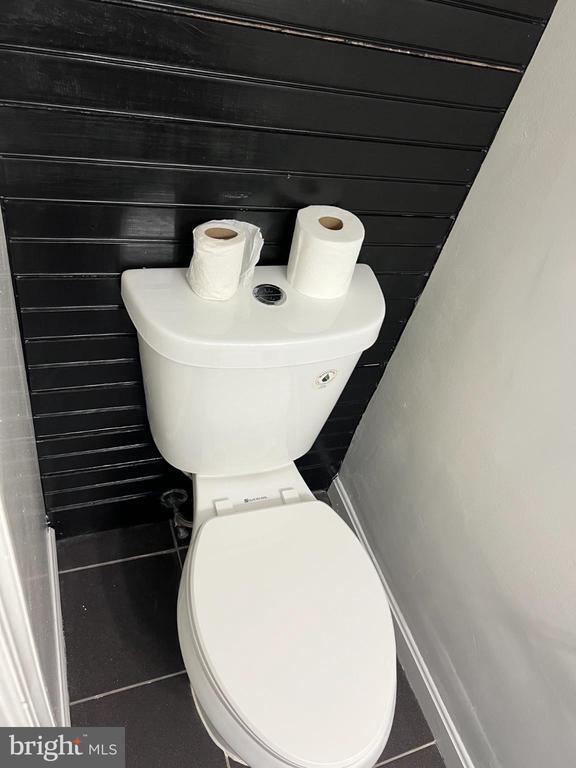 Building Photo - 15019 Ashdale Cir