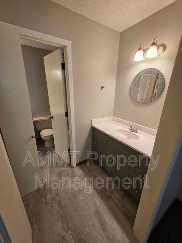 Building Photo - JR Real Estate: 848 Dover Street