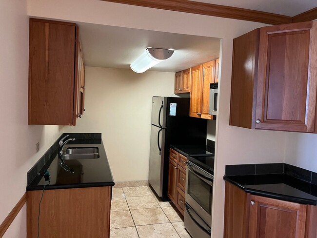 Primary Photo - 1 bed 1 bath condo near I-25 and Colorado ...