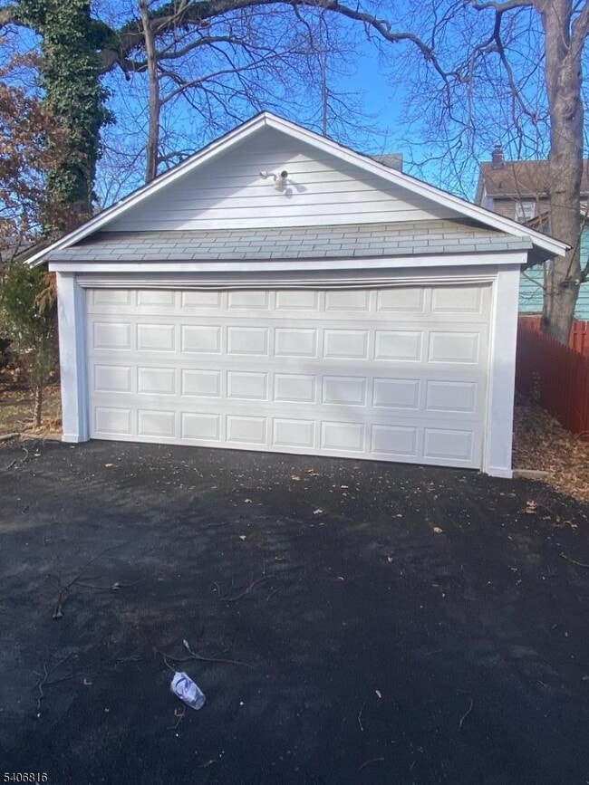 Building Photo - 57 Menzel Ave