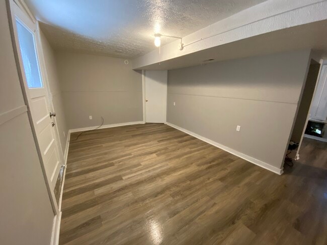 Building Photo - 4048 Taylor Blvd