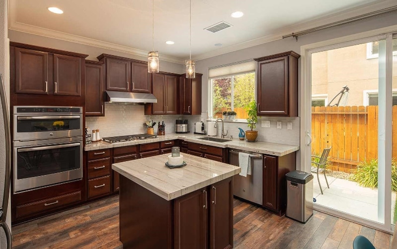 Building Photo - 1965 Black Sand Dr