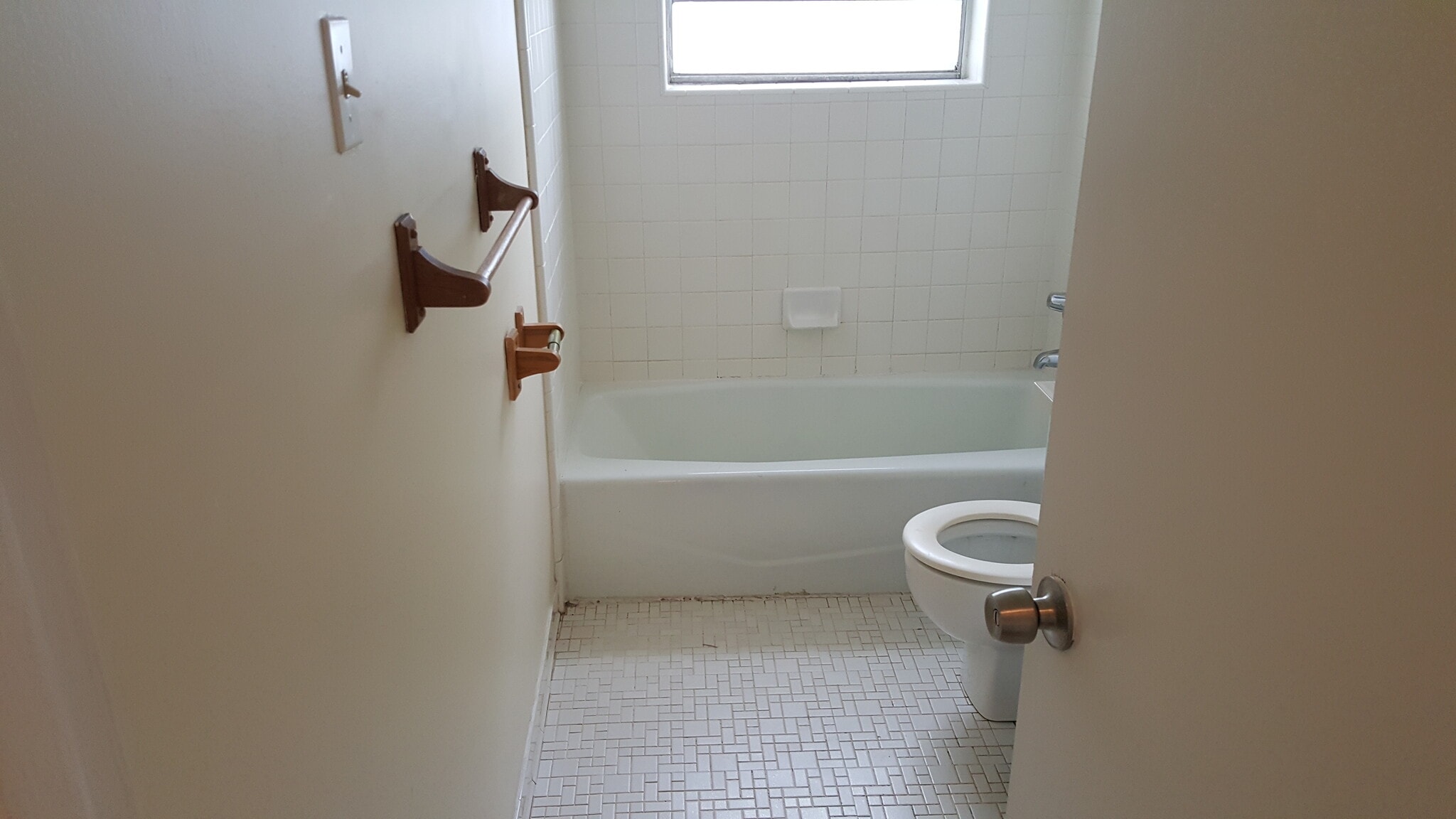 Building Photo - 418 Thacker Loop