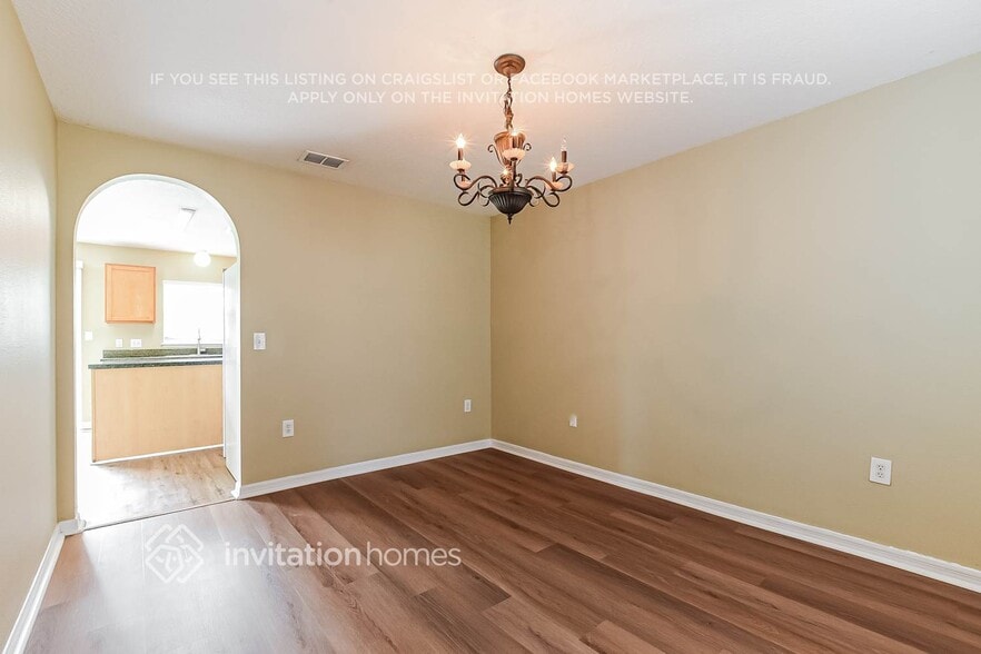 Building Photo - 281 McKay Blvd