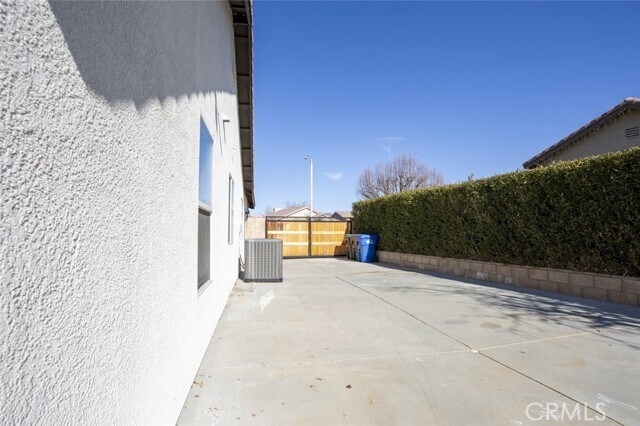 Building Photo - 3300 E Ave H10