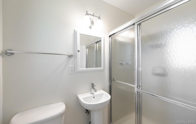 Building Photo - 53 East Dr