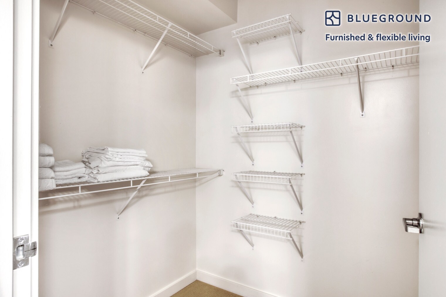 Building Photo - 10301 NE 10th St