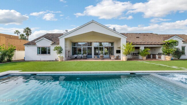 Building Photo - 5119 N 41st St