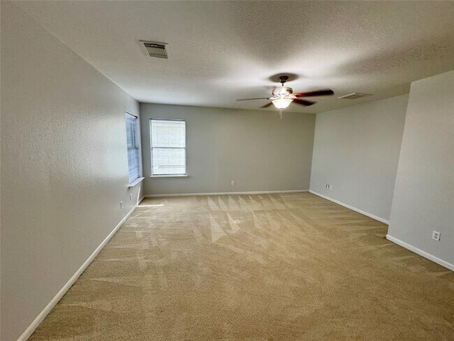 Building Photo - 21355 Claretfield Ct