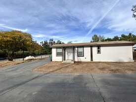 Building Photo - 11413 Oak Creek Dr