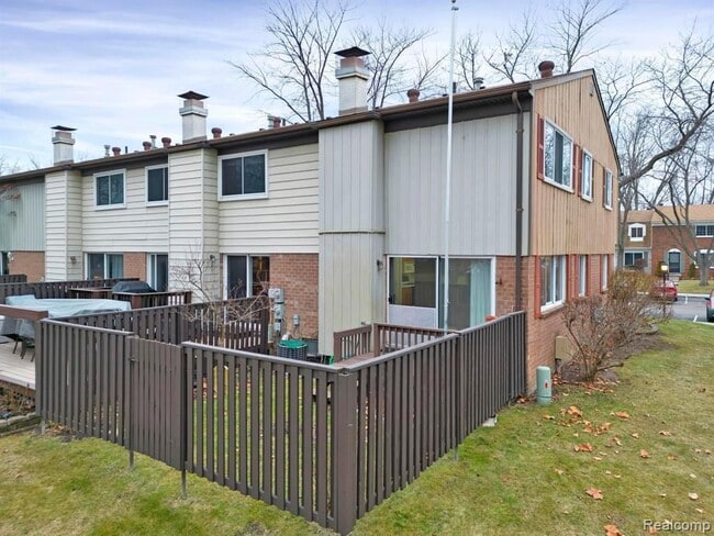 Building Photo - 1851 Shire Ct