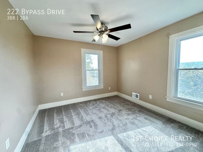 Building Photo - 222 Bypass Dr