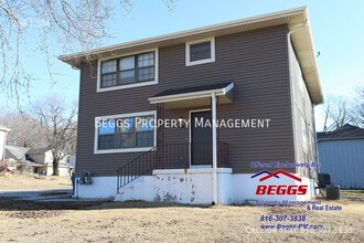 Building Photo - 401Dains St.-