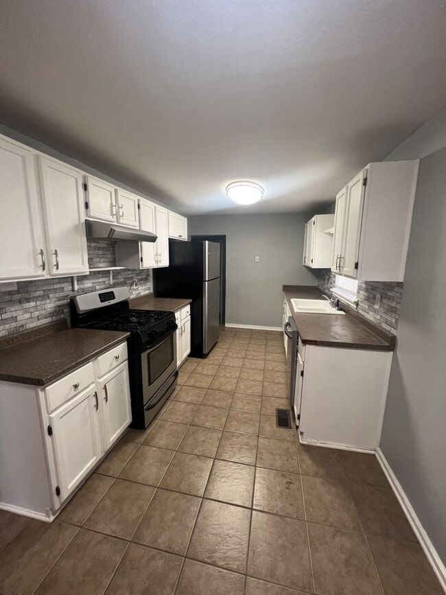 Cute 3 bedroom, 2 bathroom home located in... 3046 E 9th St Joplin MO 64801 Apartment Finder