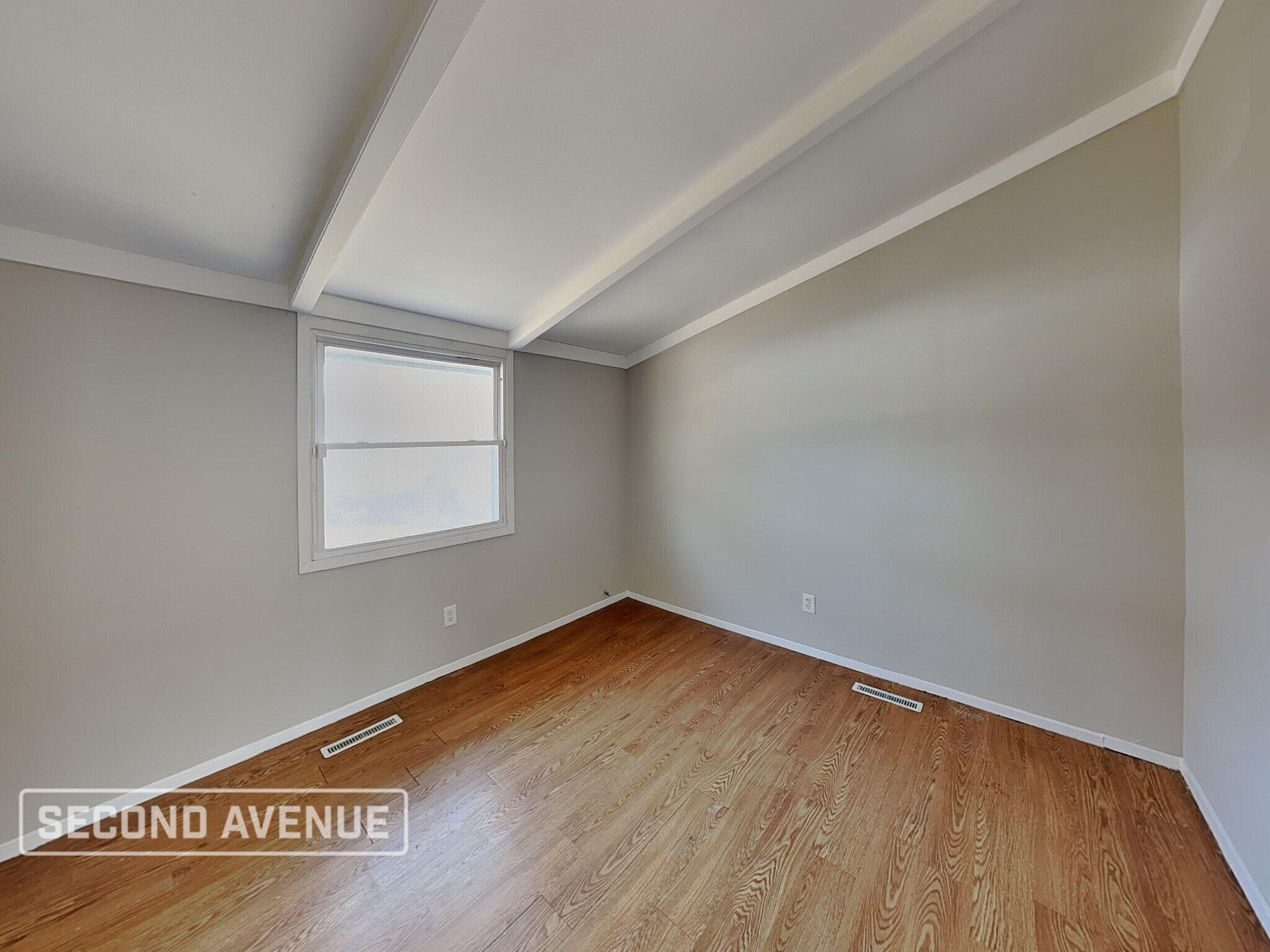 Building Photo - 4007 E 45th St